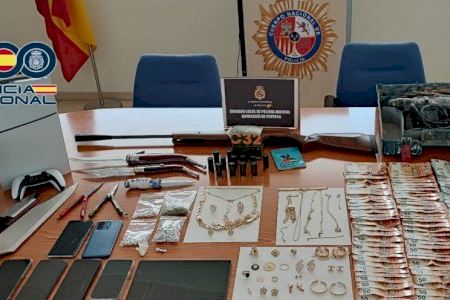 Siete detenidos en Paterna y Bétera por vender cocaína a drogodependientes