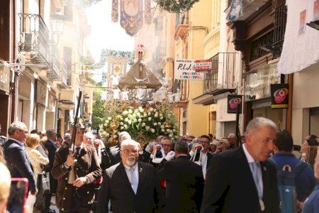 Castellón sale a la calle para revivir cien años después la Coronación de la Mare de Déu del Lledó