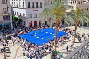 Elche celebra el Día de Europa con múltiples actividades dedicadas a los centros educativos