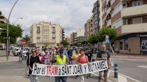 La plataforma pel TRAM es manifesta entre Sant Joan i Mutxamel pel bloqueig del tramvia