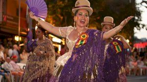 Fogueres 2025. Desfilada folklòrica internacional - 03