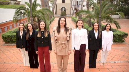 Posat oficial reina i dames de les festes de Vila-real 2025