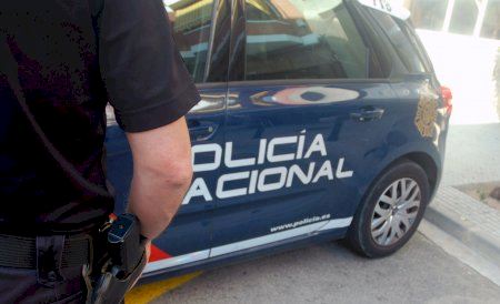 La Policía Nacional ha detenido en Benidorm a una persona por simular ser víctima de un robo violento