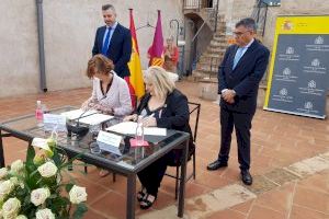 Las Secretarías de Estado de Turismo y de Servicios Sociales firman un acuerdo para promover el ocio seguro