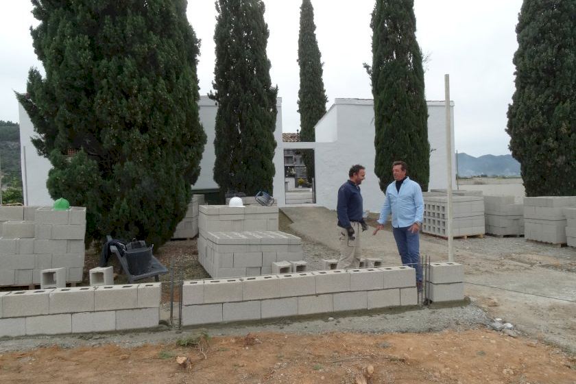Xàtiva trabaja en la ampliación del cementerio de Annauir