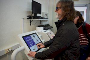 La Generalitat incorporará en 2020 las nuevas máquinas de venta automática de títulos plenamente accesibles en Metrovalencia