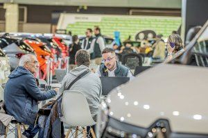 La Feria del Automóvil de València resiste con más de 3.800 coches vendidos en cuatro días