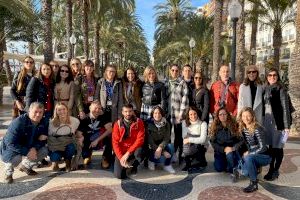 El Patronato de Turismo muestra a una treintena de empresas adheridas al programa SIDTEC los parques y árboles monumentales de Alicante