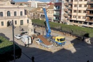 Alfafar inicia las labores de mantenimiento del pozo de la Plaça de l’Ajuntament