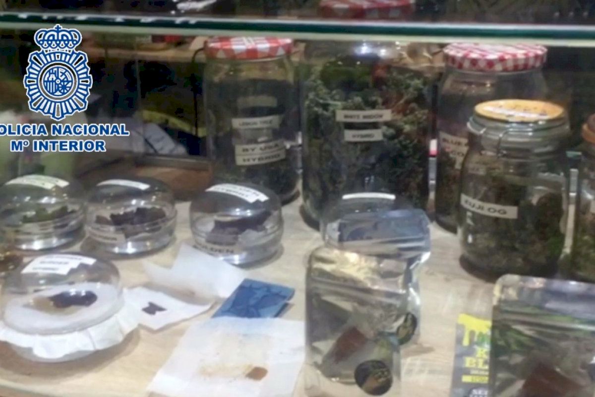 Detenidas cinco personas por tráfico de drogas en Benidorm