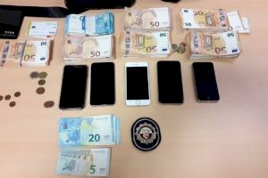 Cuatro detenidos en Paterna por tráfico de drogas