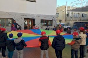 Los peques de Burjassot disfrutarán de la Escuela de Navidad 2019/2020 en la Casa de Cultura