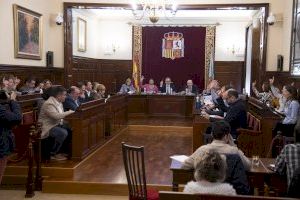 El ple aprova una declaració institucional a favor de Sant Joan de Penyagolosa i una moció per al retorn dels castellonencs enterrats al ‘Valle de los Caídos’