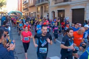 Mil corredors solidaris donen color a la 10k per la Fibrosi Quística