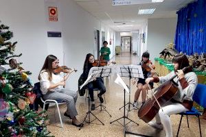 El Conservatori de Sagunt porta la seua música a l’hospital