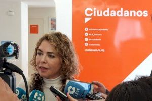 Marta Martín: “El Partit Socialista constitucionalista ha mort, després d'un procés de radicalització ja no sembla el mateix”