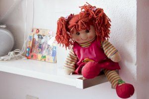 Nace en Alicante el primer curso de fabricación de muñecas