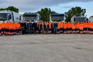 La Pobla de Vallbona estrena los nuevos camiones de recogida de residuos