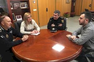 La alcaldesa de Petrer se reúne con el nuevo comisario de la Policía Nacional Elda-Petrer