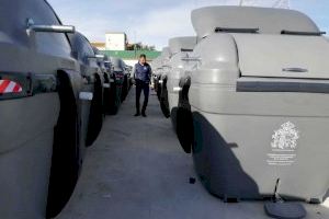 Orihuela empieza a recibir los nuevos contenedores de RSU que permitirán mejorar el servicio de limpieza en todo el término municipal