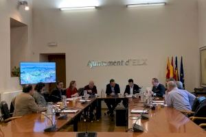 El Ayuntamiento colabora con la Entidad Urbanística de Conservación ‘Elche Parque Industrial’ para su adaptación al nuevo marco jurídico