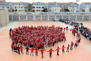 Las escuelas y colegios de Paiporta celebran el Día de la Paz