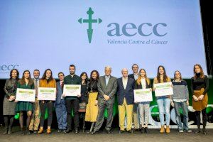 AECC Valencia apoya cinco proyectos de investigación en cáncer infantil, de mama, próstata y estómago