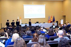 Tres proyectos comprometidos con el planeta representarán a Valencia en la final nacional del concurso Teens Emprendedores CEU