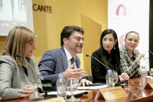 El alcalde de Alicante inaugura el VI Congreso Benéfico de Inteligencia Emocional a beneficio de Alinur en el MARQ