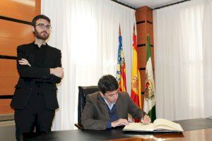 El alcalde de Novelda traslada al presidente de la Diputación la “situación real” del municipio y sus proyectos de futuro