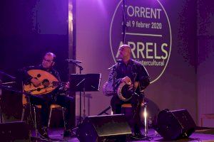 El festival Arrels de Torrent llena el Auditori en sus conciertos de clausura