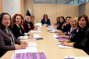 El Consejo Comarcal de la Mujer avanza en la planificación del 20º Encuentro de Dones de la Marina Baixa