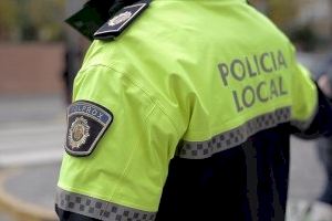 La Policía Local salva la vida a un hombre en Cullera tras caer desplomado en la calle