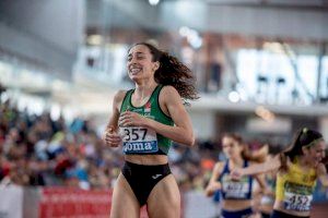 L'atleta manisera, Yurena Hueso García, ha guanyat la medalla d'or en el 800 m femení de l'últim Campionat d'Espanya  sub-23