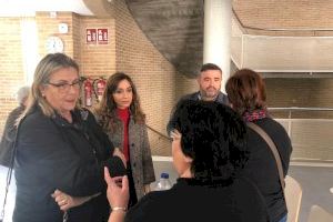 Isaura Navarro visita el Centre de Salut de Crevillent davant les nombroses queixes sobre el seu funcionament