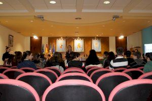 Los alumnos del IES Jaume I debaten sobre las diferentes metodologías educativas