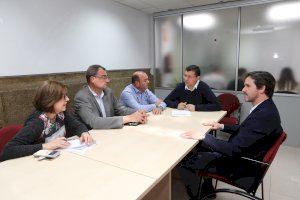 Donate es reuneix amb Confecomerç i Covaco per a abordar accions conjuntes de suport al sector