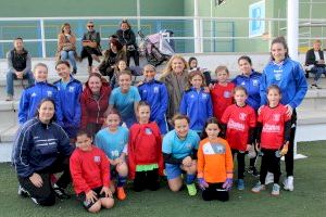 Primer entrenamiento de la selección femenina infantil de fútbol 8 de cara al ‘Villa de Benidorm’