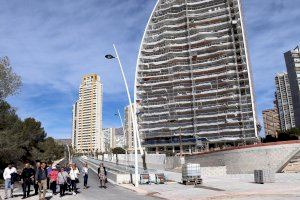 En Semana Santa estará abierto el vial que da acceso a Armada Española desde Vía Parque