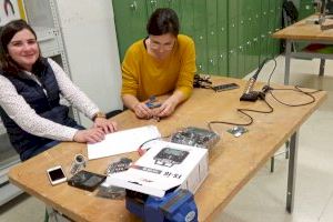 Educación emprende un proyecto innovador de construcción de drones con fines sociales y medioambientales