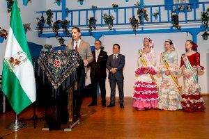 La comunidad andaluza de Mislata celebra la gala del Día de Andalucía