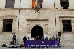 L’Ajuntament d’Alzira commemora el Dia Internacional pels Drets de les Dones