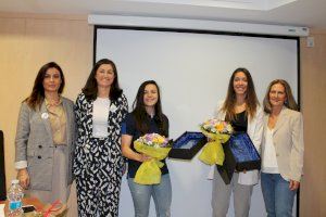 CSIF distingue a los equipos femeninos de Levante UD y Valencia CF con motivo del Día Internacional de la Mujer