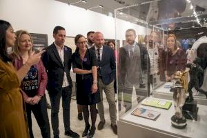 La Diputació exhibe el ‘sentiment’ del valencianismo con los recuerdos de 100 años de historia