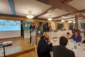 El alcalde de Elche defiende la necesidad de precios justos para el sector agrícola durante la entrega de la distinción de “Agricultor del Año 2019” a la empresa Semiflor Agropecuaria