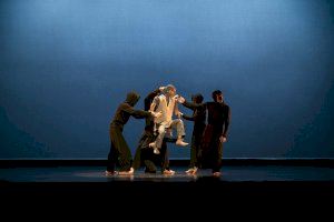 El Teatre Arniches acull l’espectacle multidisciplinari ‘Eh man he!, la mecánica del alma’