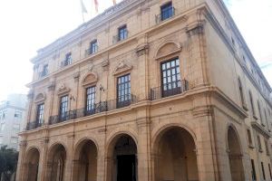 Castelló suspende temporalmente los talleres y actividades en los centros de personas mayores