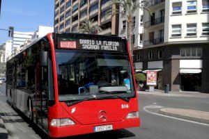 El Ayuntamiento reducirá a la mitad el aforo de los autobuses urbanos y solo aceptará el pago con las tarjetas Mobilis y bonos de transporte para aumentar la seguridad contra el coronavirus