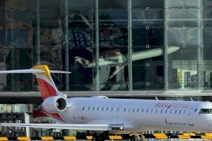 El aeropuerto de Castellón acoge aviones afectados por el parón aéreo motivado por la crisis del coronavirus