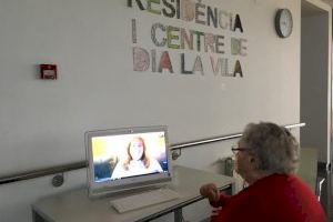 La Residència La Vila d'Almussafes habilita un servei de videotelefonada per la crisi sanitària del Covid-19